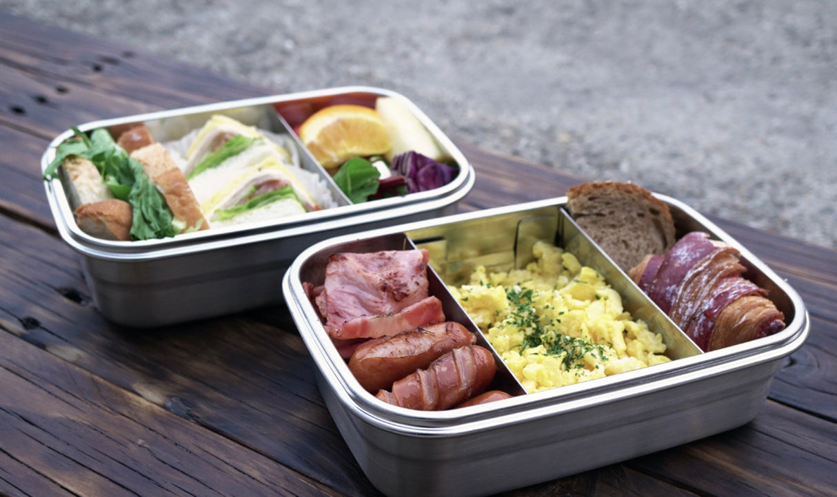 Snack divider for Buddy Lunchbox made of stainless steel